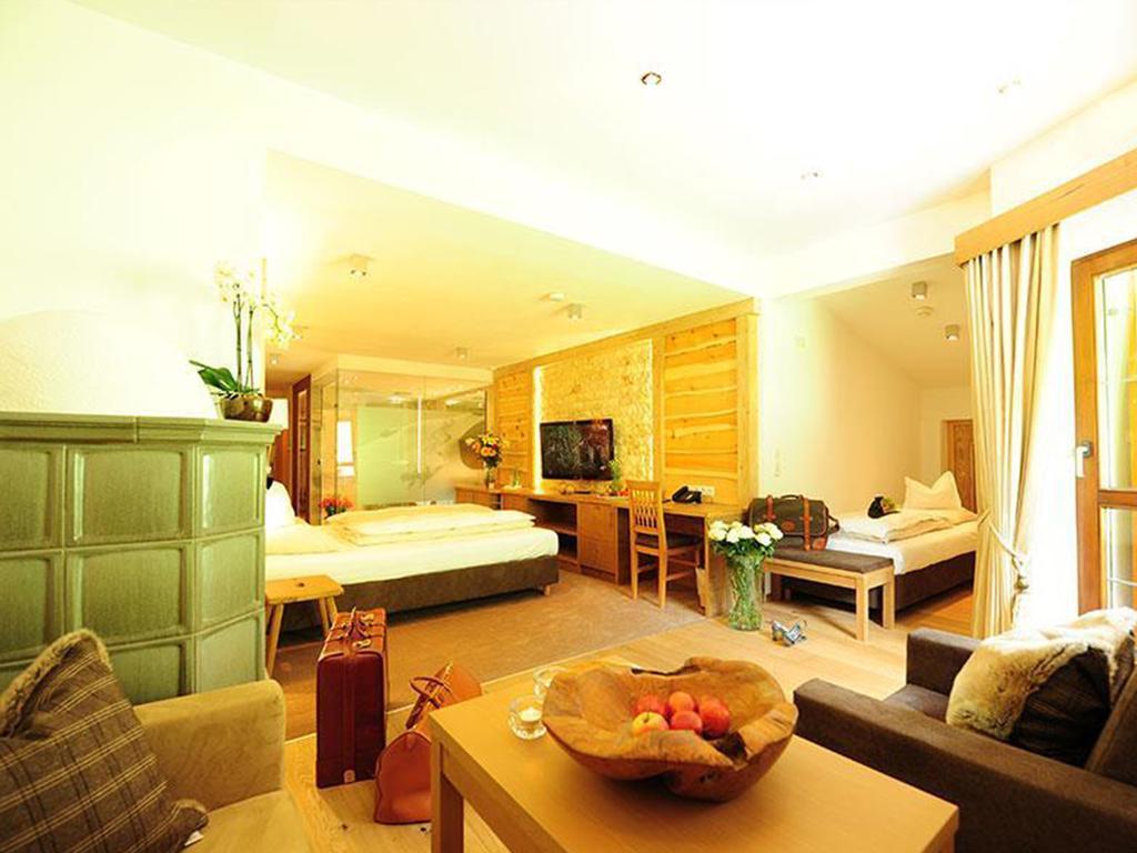 Salnerhof Superior Lifestyle Resort 伊施格尔 客房 照片