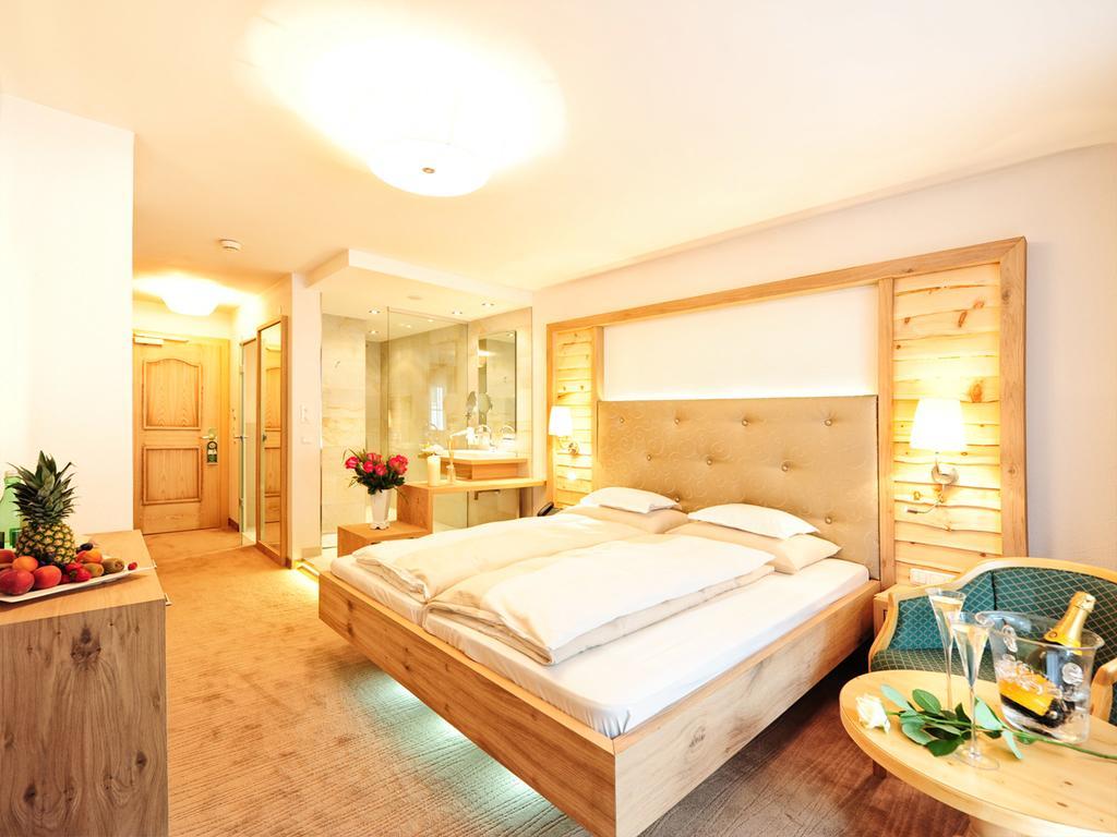 Salnerhof Superior Lifestyle Resort 伊施格尔 客房 照片